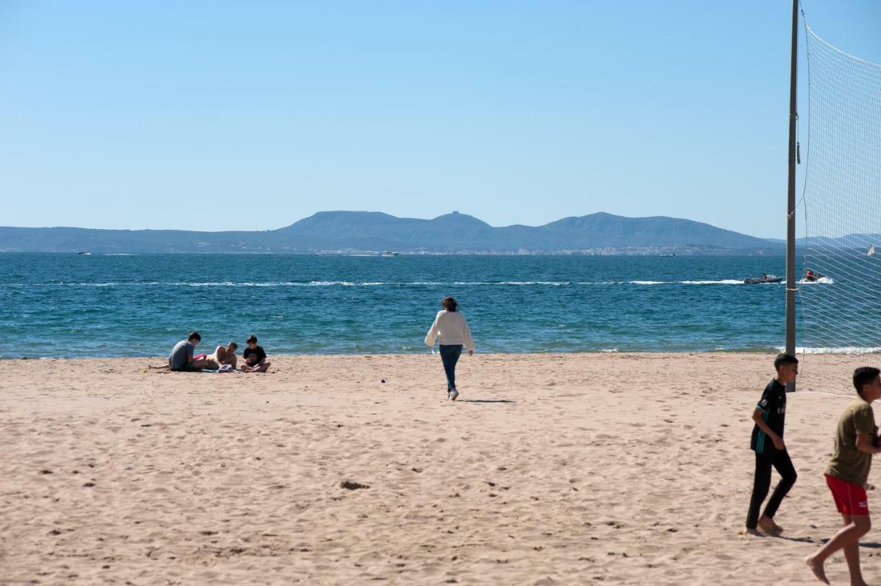 Apartamento A Pie De Playa, Climatizado Y Parking Roses Eksteriør bilde